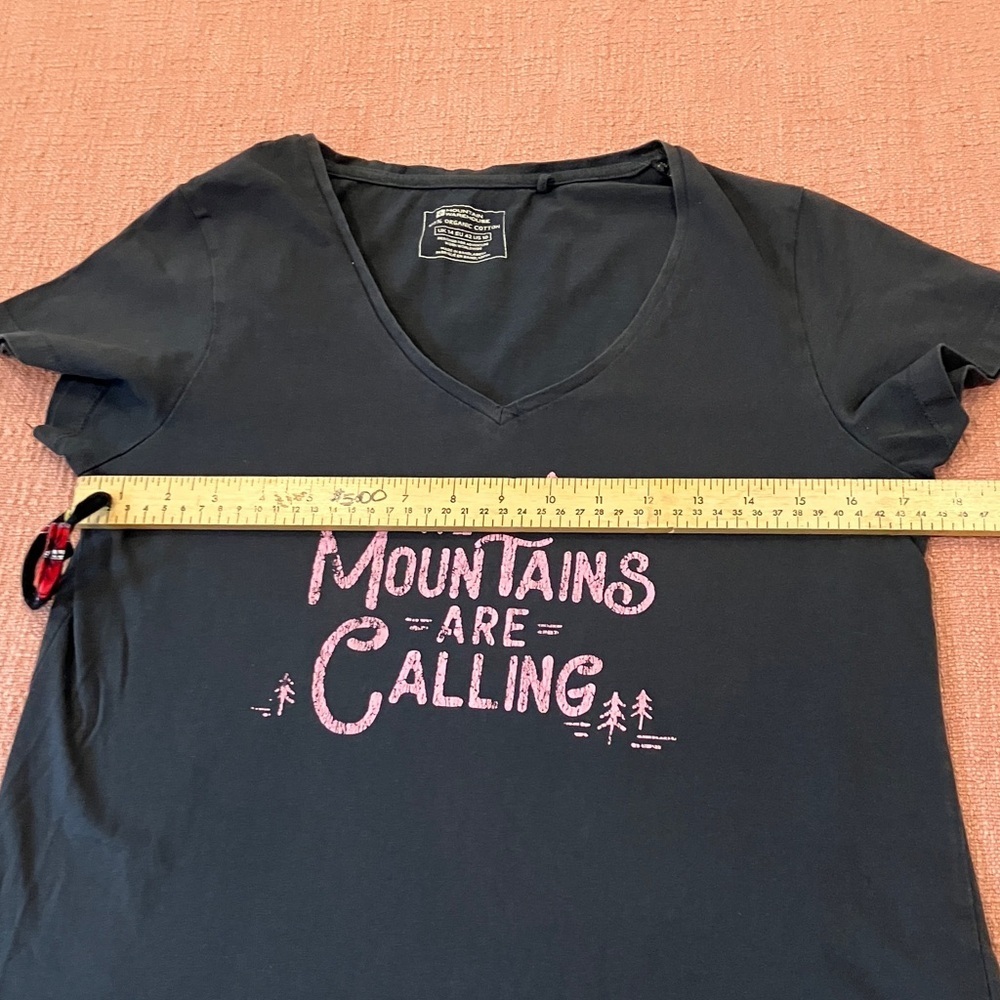 Organic cotton “the mountains are calling” graphic short sleeve t-shirt - Picture 4 of 12
